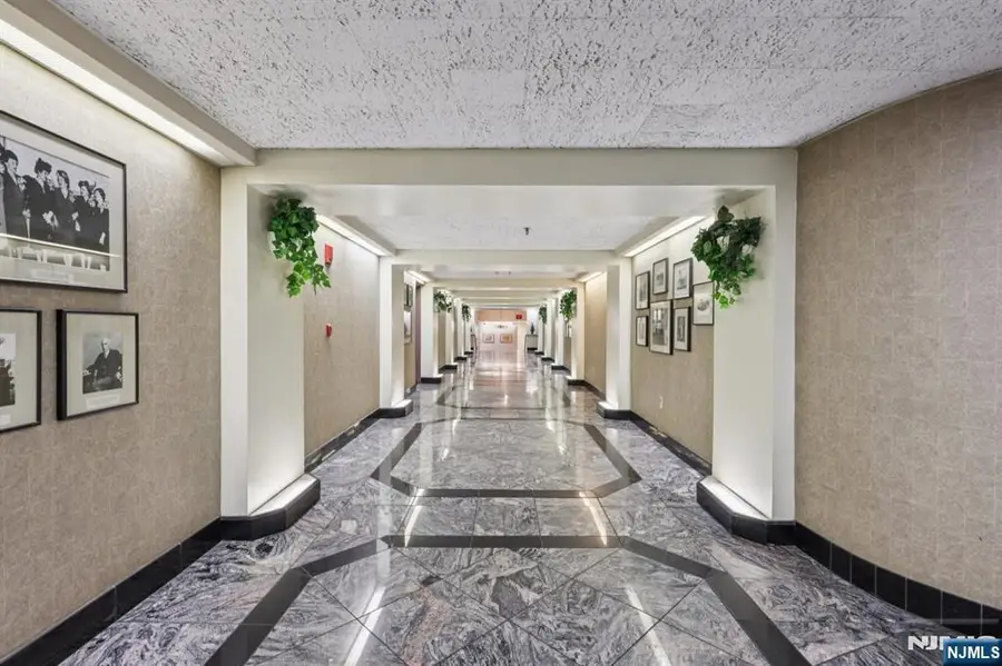 111 Mulberry Street 2-V, Newark, NJ 07102 - #2