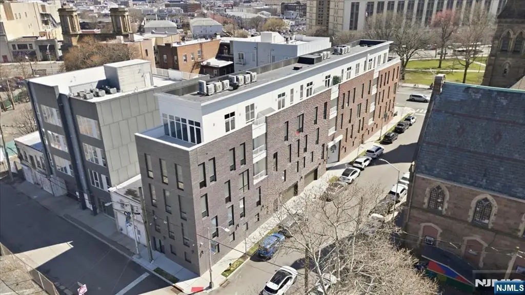 21 Lincoln 101, Newark, NJ 07102 - #1