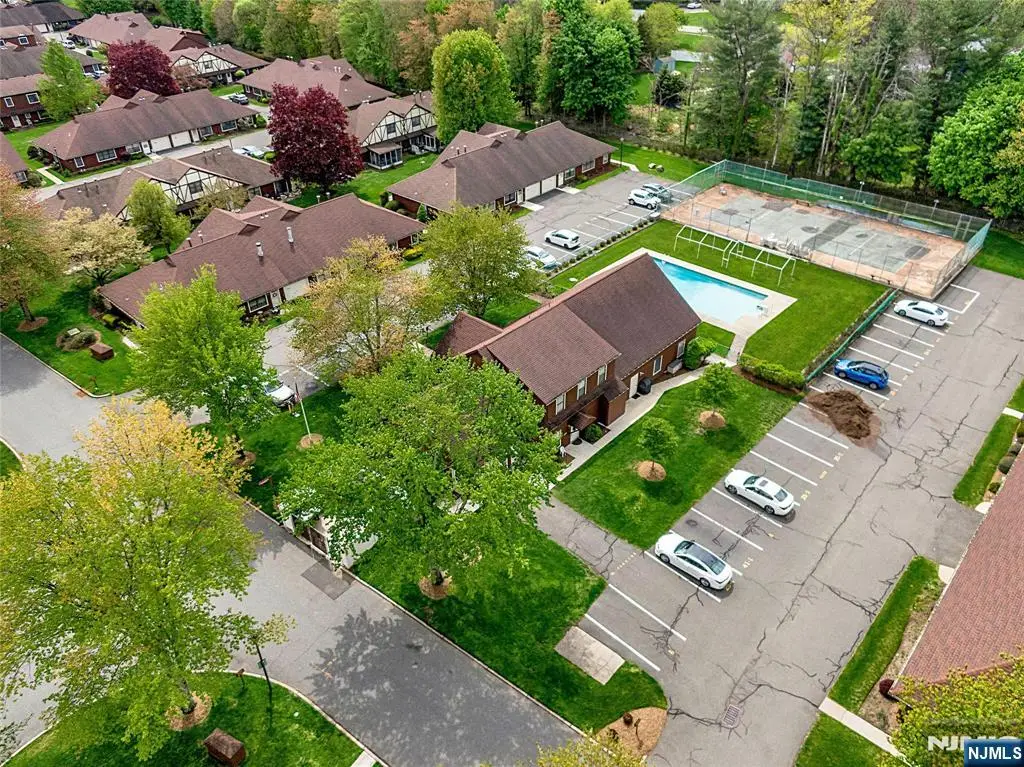 22-1 Tamaron Drive, Waldwick, NJ 07463 - #1