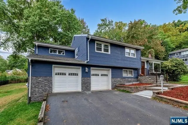 717 Orange Court, River Vale, NJ 07675 - #3