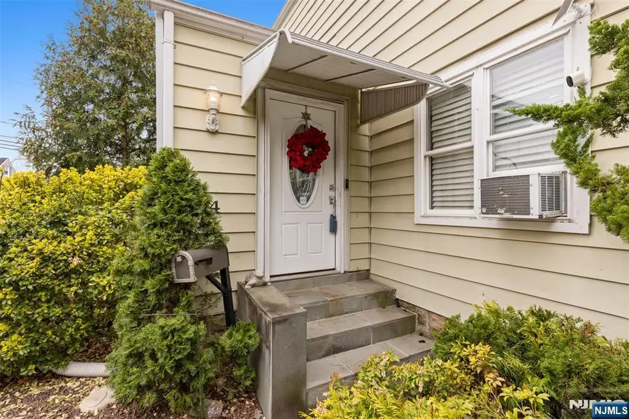 4 Patton Place, Dumont, NJ 07628 - #2