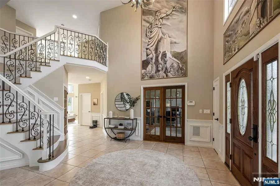 18 Renshaw Drive, Montville, NJ 07045 - #2