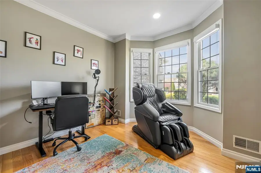 18 Renshaw Drive, Montville, NJ 07045 - #3