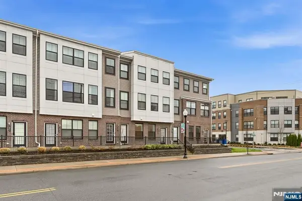 385 Main Street, Little Falls, NJ 07424