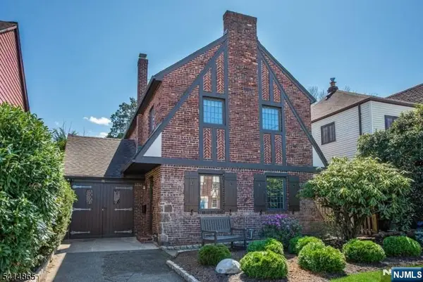 31 Windsor Road, Clifton, NJ 07012