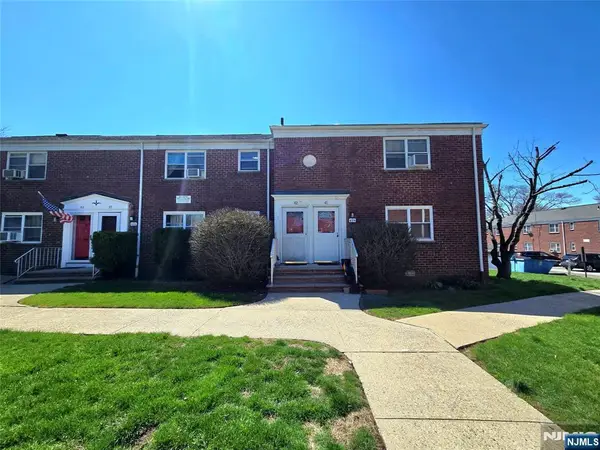 479 Maple Hill Drive 42, Hackensack, NJ 07601