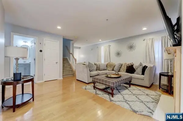 2 Marina Drive, Bayonne, NJ 07002