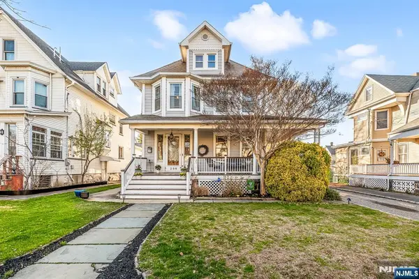 208 Mortimer Avenue, Rutherford, NJ 07070