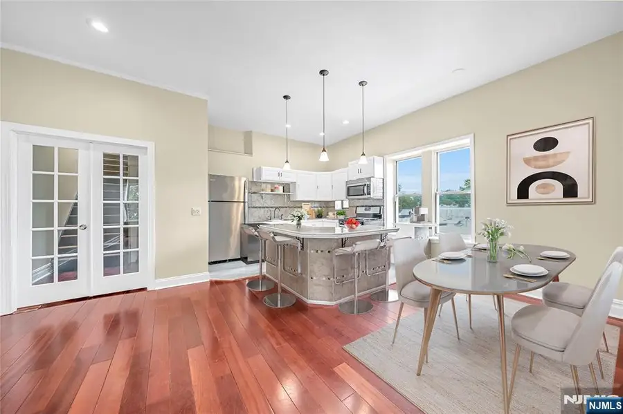 240 Clendenny Avenue 5A, Jersey City, NJ 07304 - #3