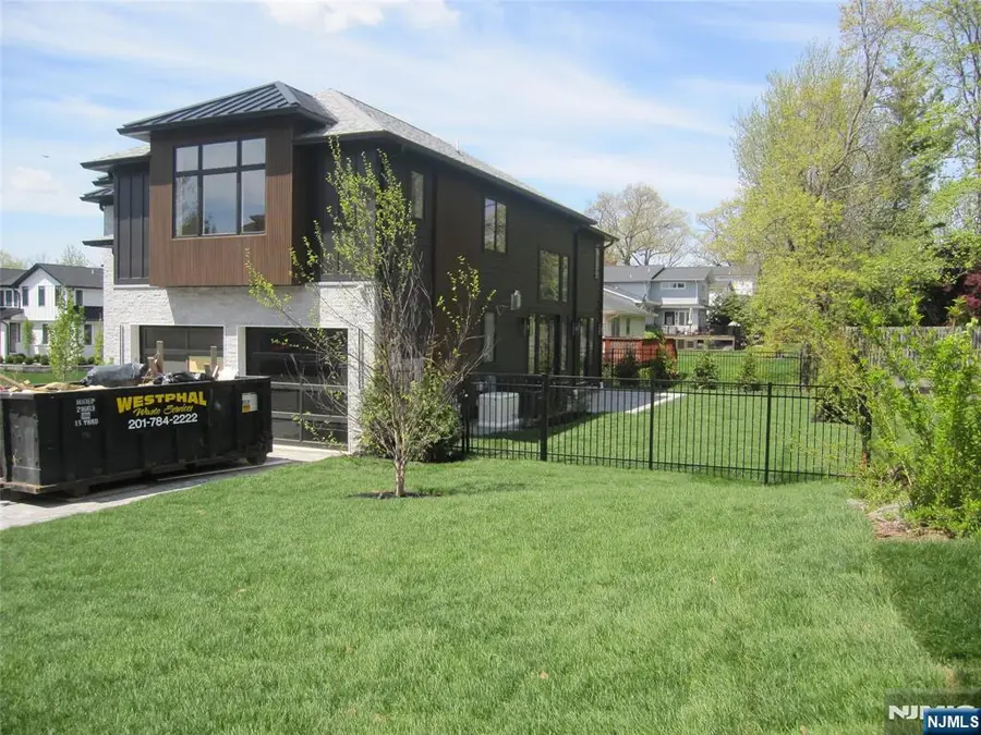 320 Bolz Street, Englewood Cliffs, NJ 07632 - #3