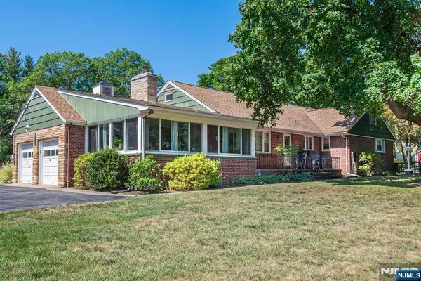 685 Blanch Avenue, Norwood, NJ 07648