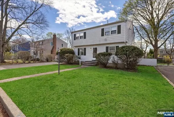 705 Wilson Court, River Vale, NJ 07675