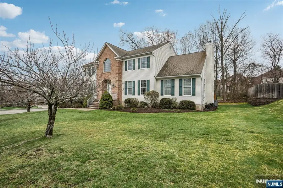 1 Jenny Lane, Wayne, NJ 07470 - #2