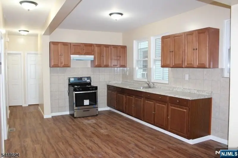 100-102 Lyons Avenue, Newark, NJ 07112 - #1