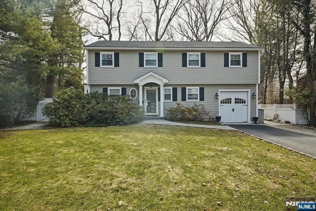 32 Highview Avenue, Woodcliff Lake, NJ 07677 - #1