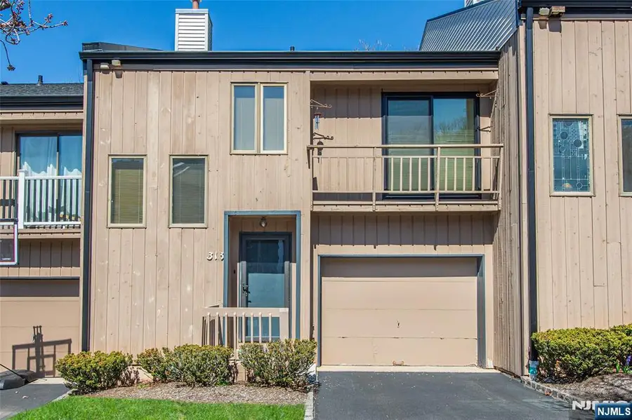 313 Stephanie Drive, North Caldwell, NJ 07006 - #2