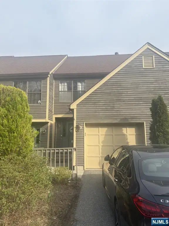 51 Beacon Hill Road C, West Milford, NJ 07480 - #2