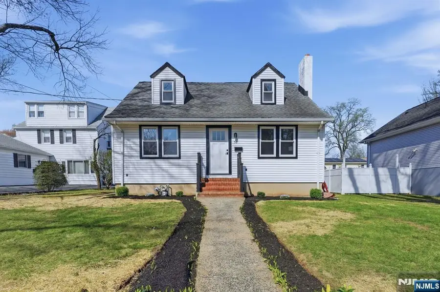 56 Diven Street, Springfield, NJ 07081 - #3