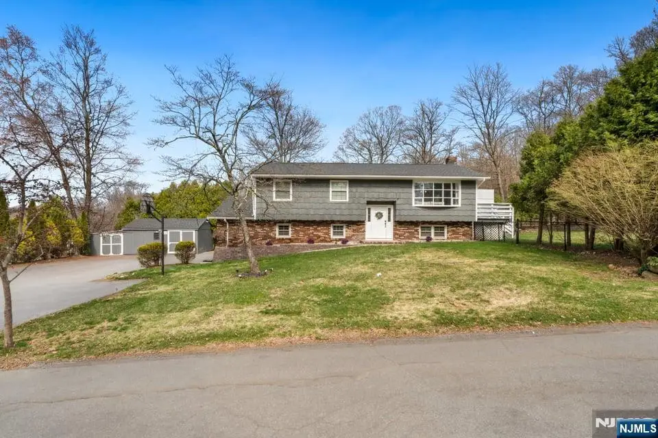 13 Hunters Lane, Byram, NJ 07821 - #1