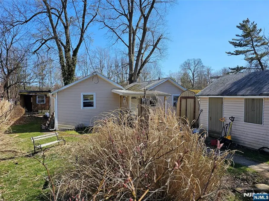 30 Riverside Drive, Oakland, NJ 07436 - #2