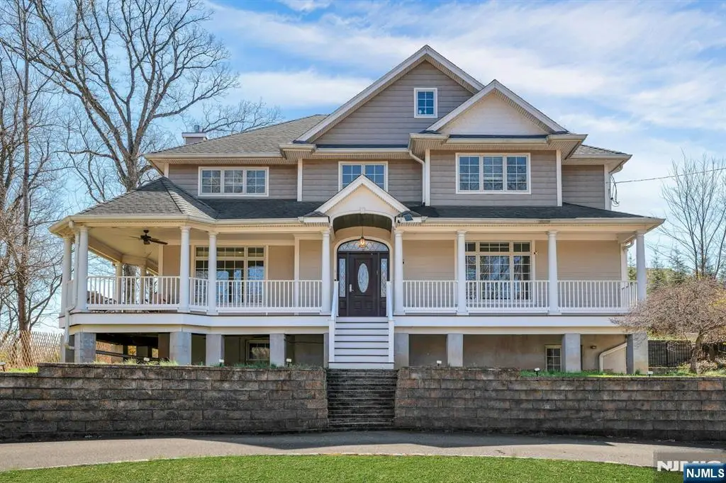 26 Sunset Road, Livingston, NJ 07039 - #1