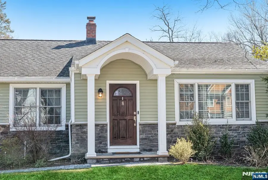 8 Prescott Road, Ho Ho Kus, NJ 07423 - #2