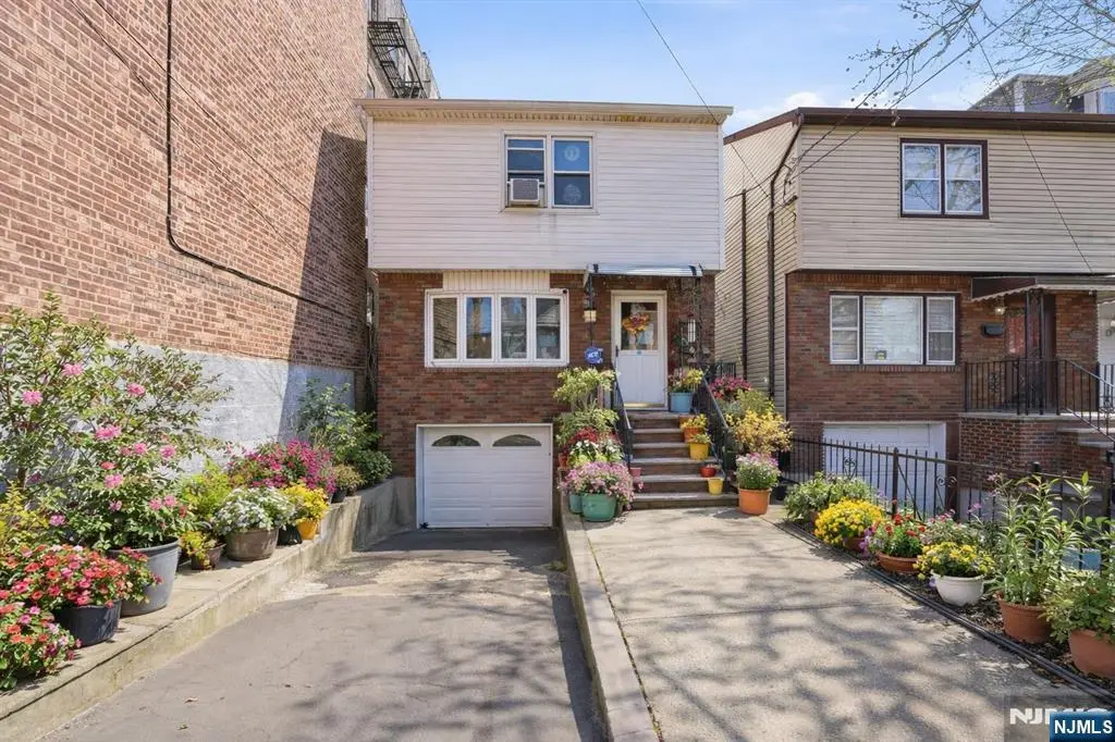 236 Garfield Avenue, Jersey City, NJ 07305 - #1