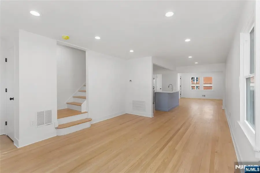 325 Hollywood Avenue, Hillside, NJ 07205 - #3