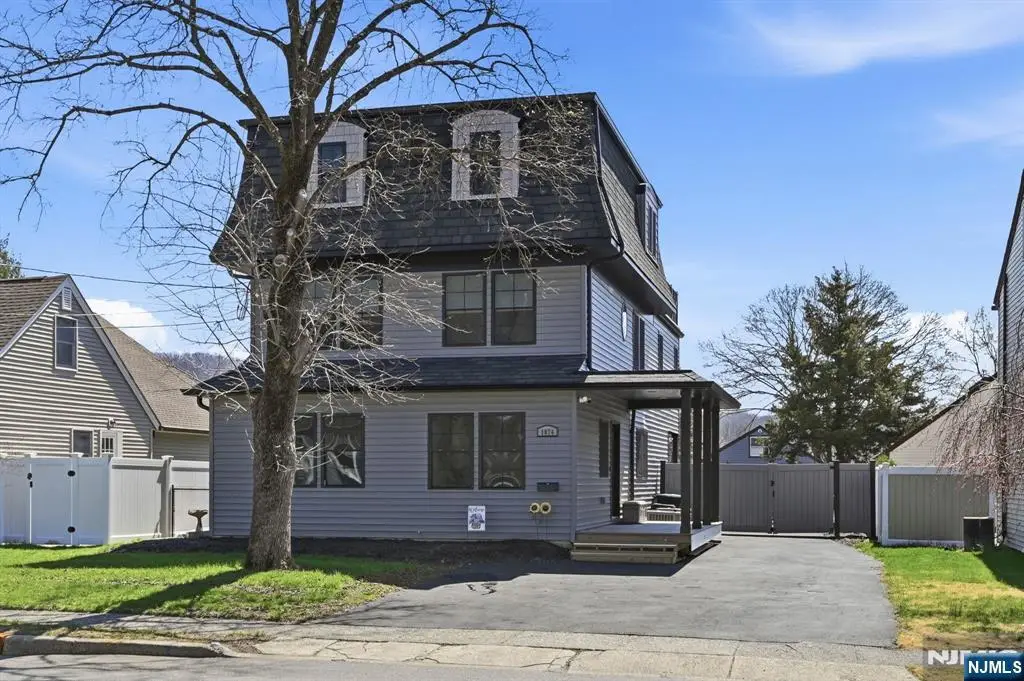 1074 Colfax Avenue, Pompton Lakes, NJ 07442 - #1