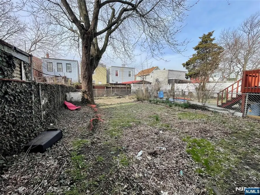 225 Cator Avenue, Jersey City, NJ 07305 - #3