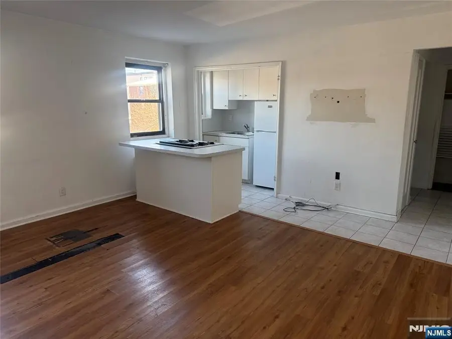 2333 Hudson Terrace, Fort Lee, NJ 07024 - #3