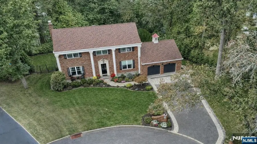 23 Erli Street, Wayne, NJ 07470 - #3