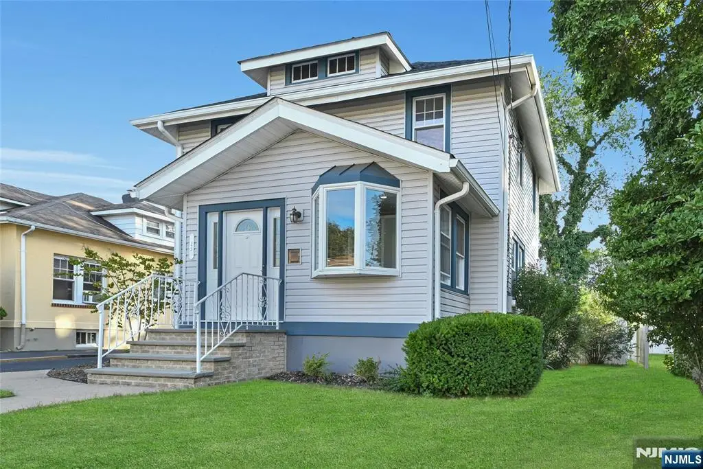 25 Marinus Street, Rochelle Park, NJ 07662 - #1