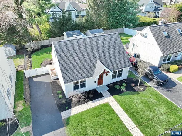 34 Charles Terrace, Waldwick, NJ 07463