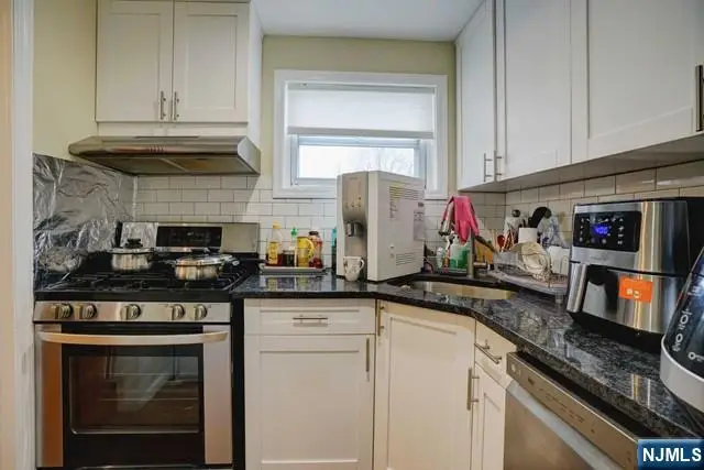 295 Tenafly Road I, Tenafly, NJ 07670 - #3