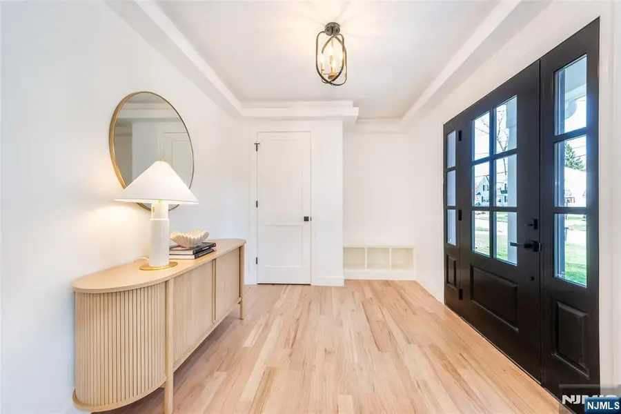 196 Vinton Circle, Fanwood, NJ 07023 - #2