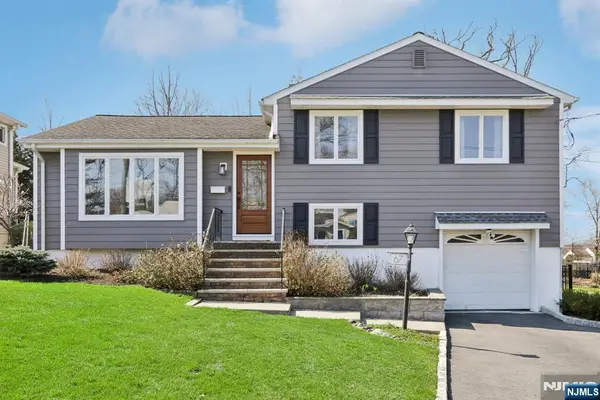 67 Woodland Avenue, Verona, NJ 07044