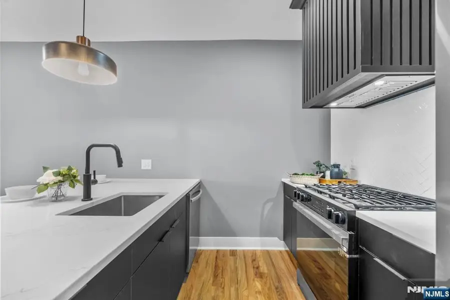 219 Clerk Street 2, Jersey City, NJ 07305 - #3