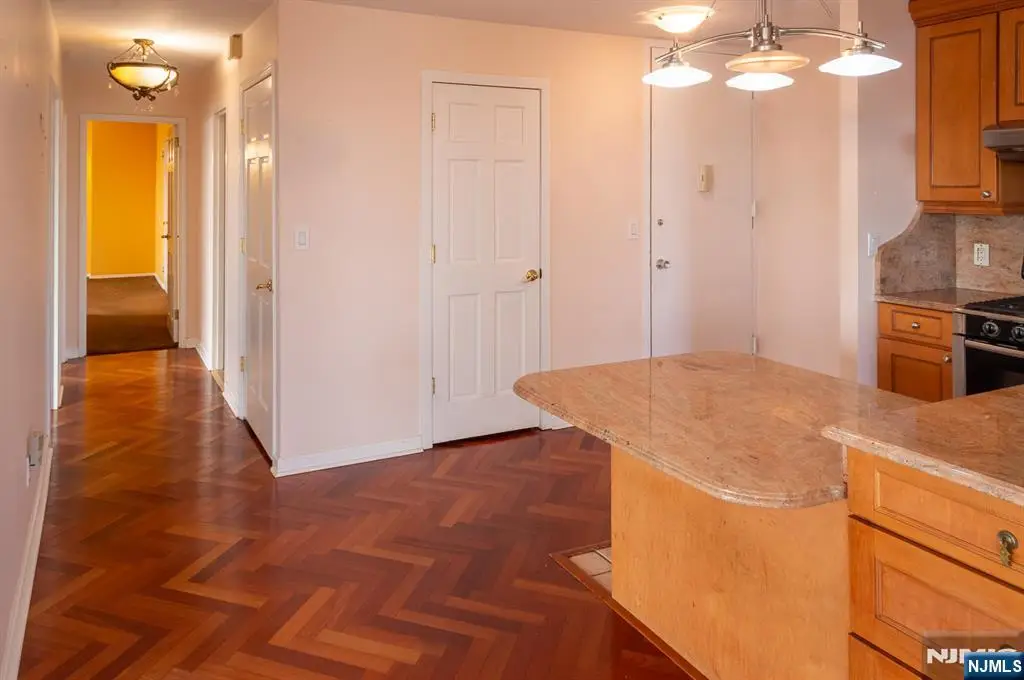 555 North Avenue 20F, Fort Lee, NJ 07024 - #1