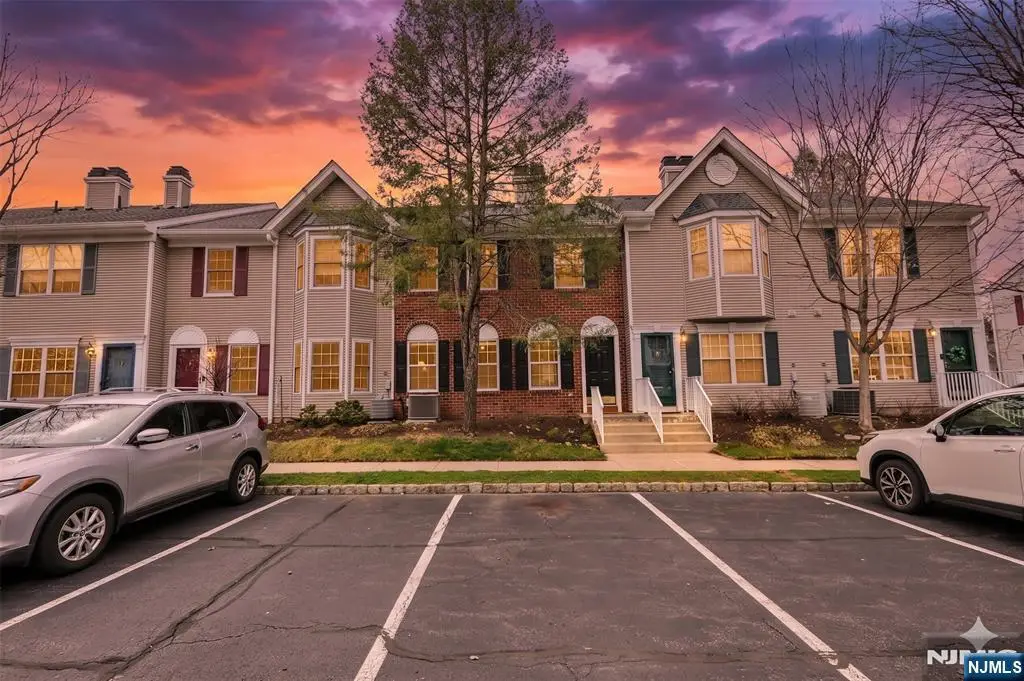 2071 Drake Court, Mahwah, NJ 07430 - #1