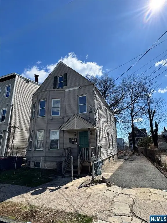 88-90 6th Street, Paterson, NJ 07522 - #1