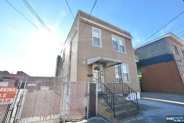 125 Malvern Street, Newark, NJ 07105