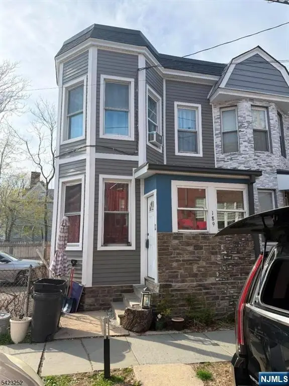 189 Duane Street, Orange, NJ 07050