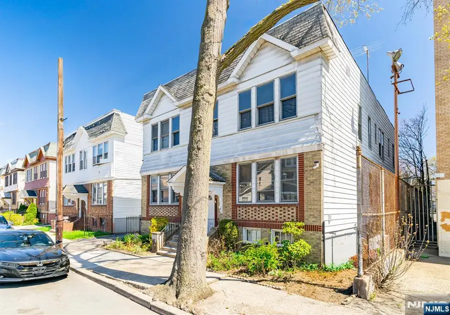 318 Ellery Avenue, Newark, NJ 07106 - #3