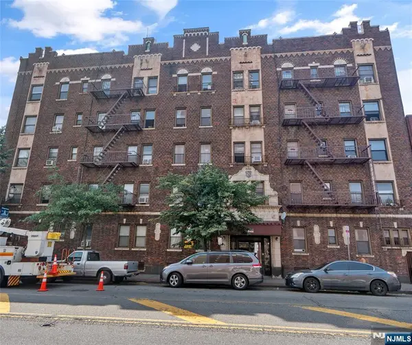 821 Bergen B5, Jersey City, NJ 07306