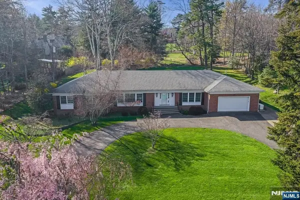 5 Edgehill Road, West Orange, NJ 07052