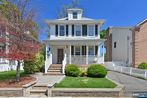 34 Gordon Street, Ridgefield Park, NJ 07660