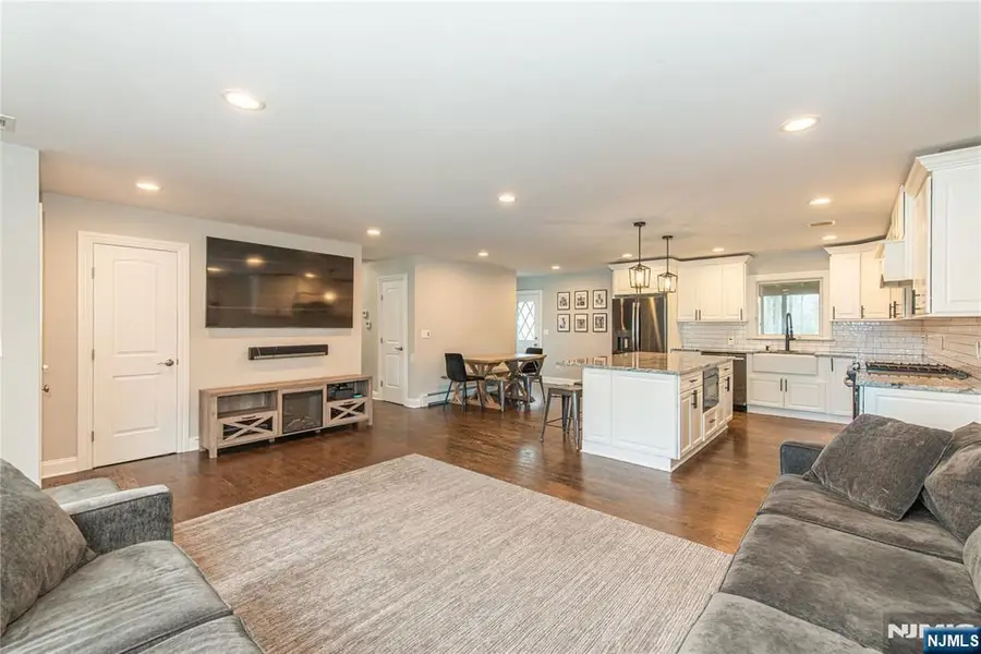 28 Riverview Road, Oak Ridge, NJ 07438 - #3