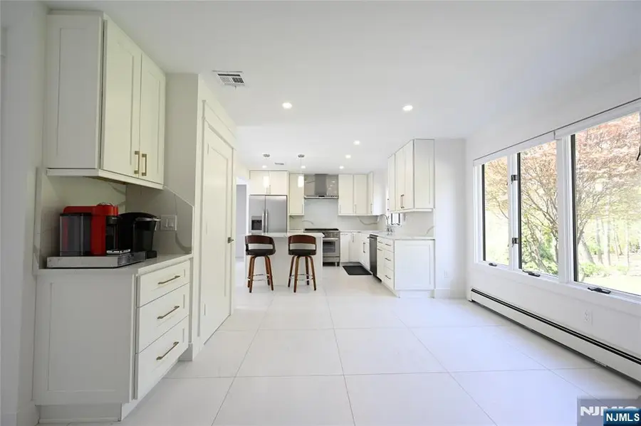 43 Lisa Court, North Haledon, NJ 07508 - #3