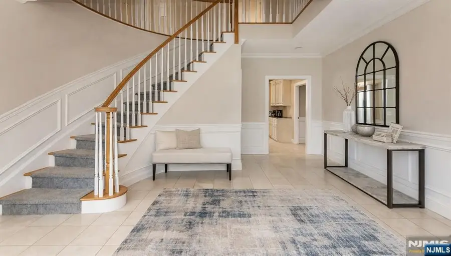 5 Williams Crest, Park Ridge, NJ 07656 - #2